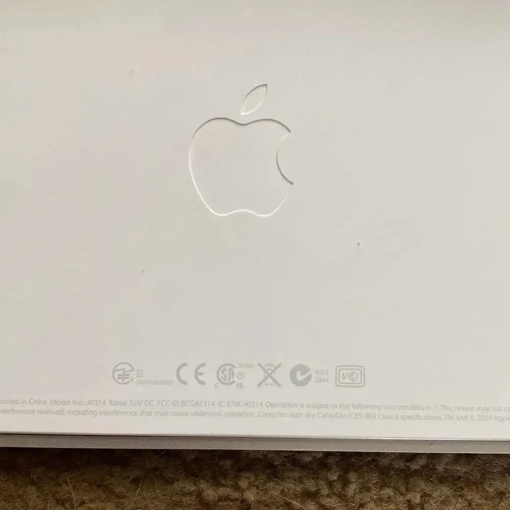 Apple Keyboard
